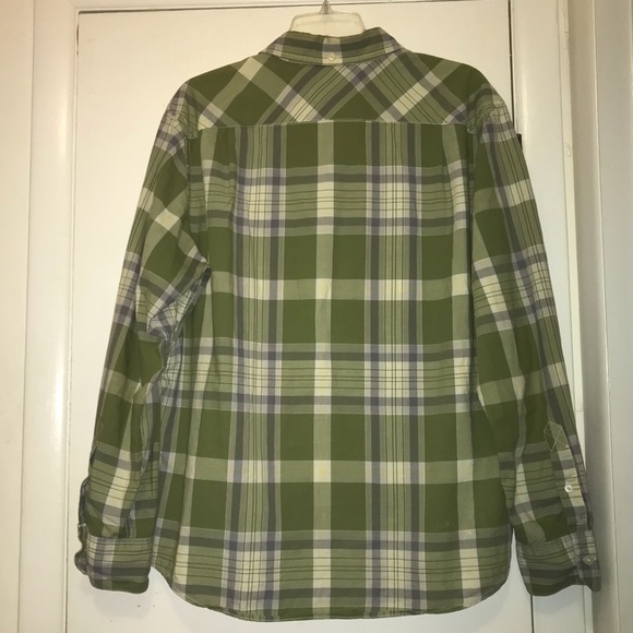 AEO Athletic Fit ButtonDown - Picture 2 of 10